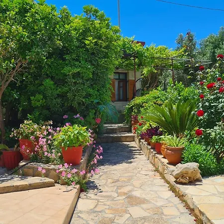 Wood & Stone Villa Kissamos Exterior photo
