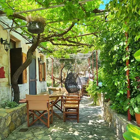 Wood & Stone Villa Kissamos Exterior photo